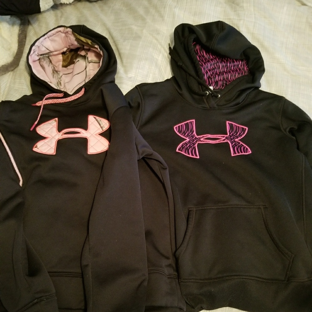 Under Armour Hoodies size Med